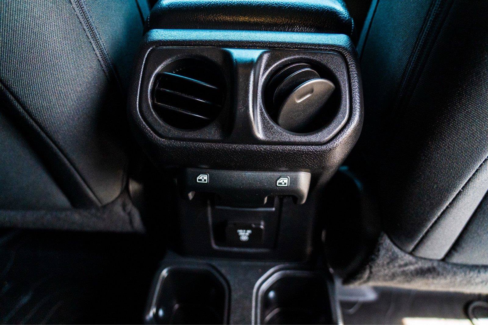 Used 2021 Jeep Gladiator Sport AWD/4WD image 28