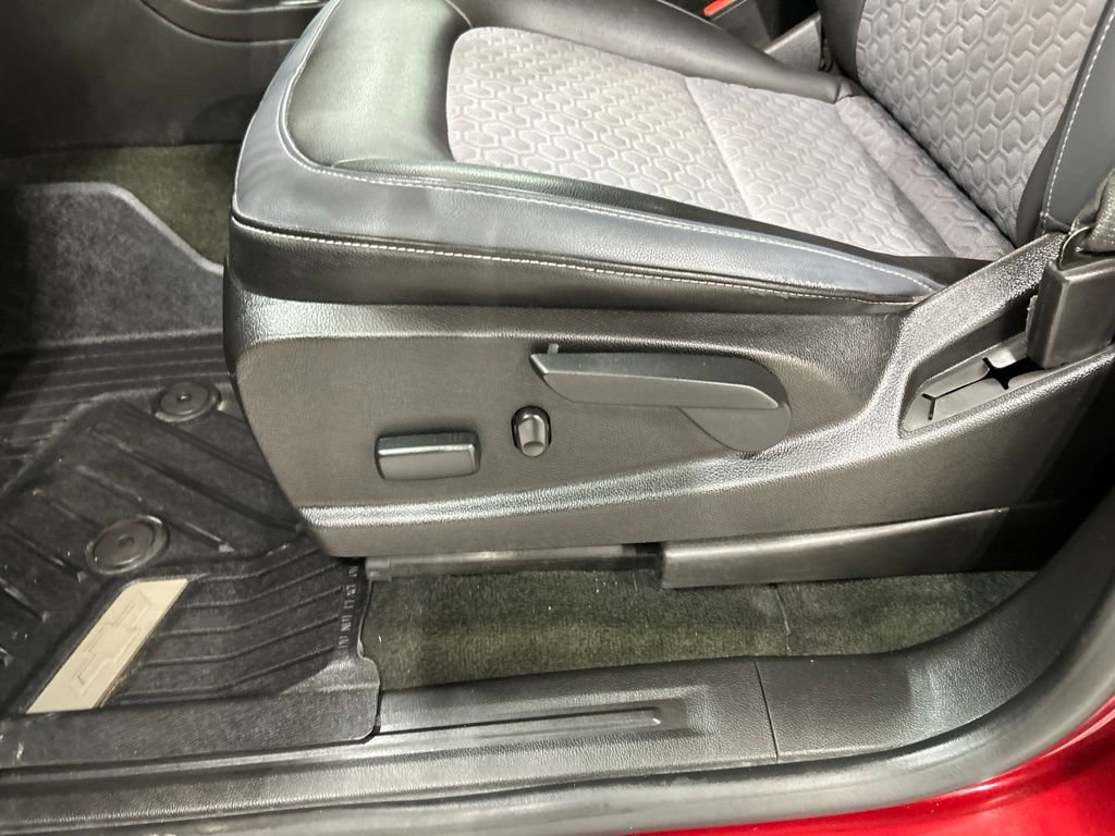Used 2018 Chevrolet Colorado Z71 AWD/4WD image 12