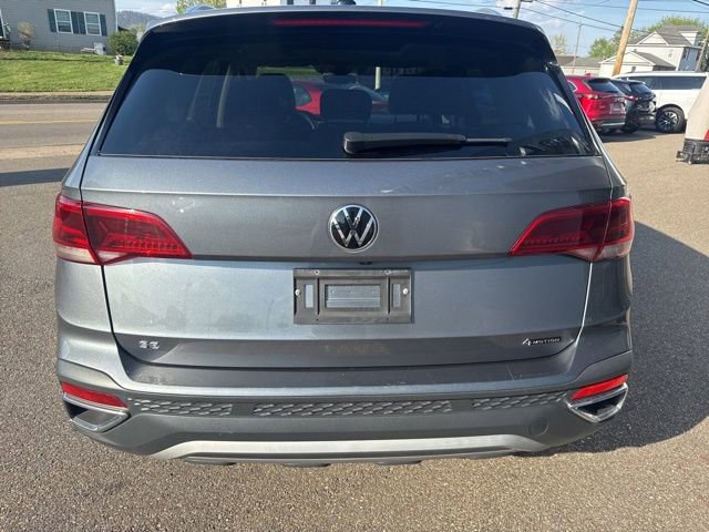 Used 2024 Volkswagen Taos SE AWD/4WD image 7