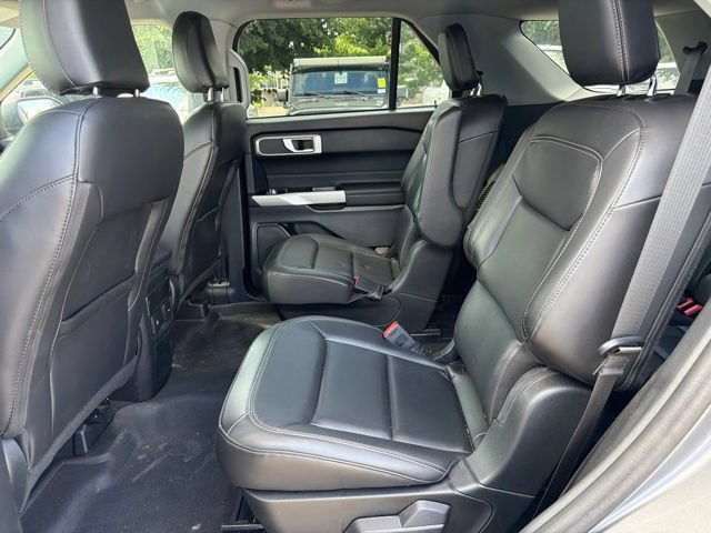 Certified 2023 Ford Explorer XLT w/ Equipment Group 202A AWD/4WD image 18