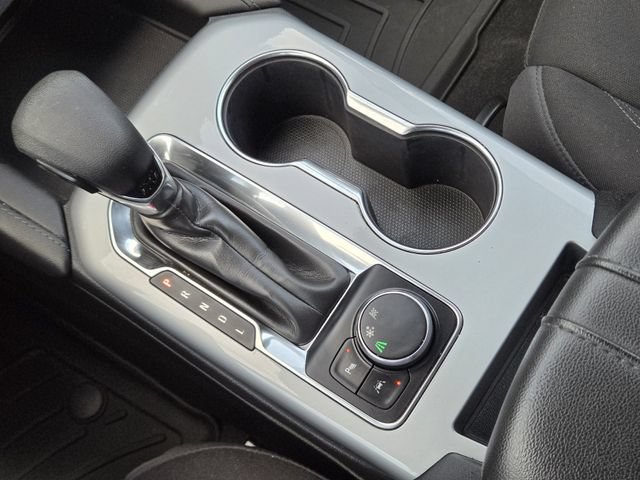 Used 2022 Chevrolet Blazer LT FWD image 19
