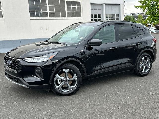 Certified 2025 Ford Escape ST-Line FWD video 1