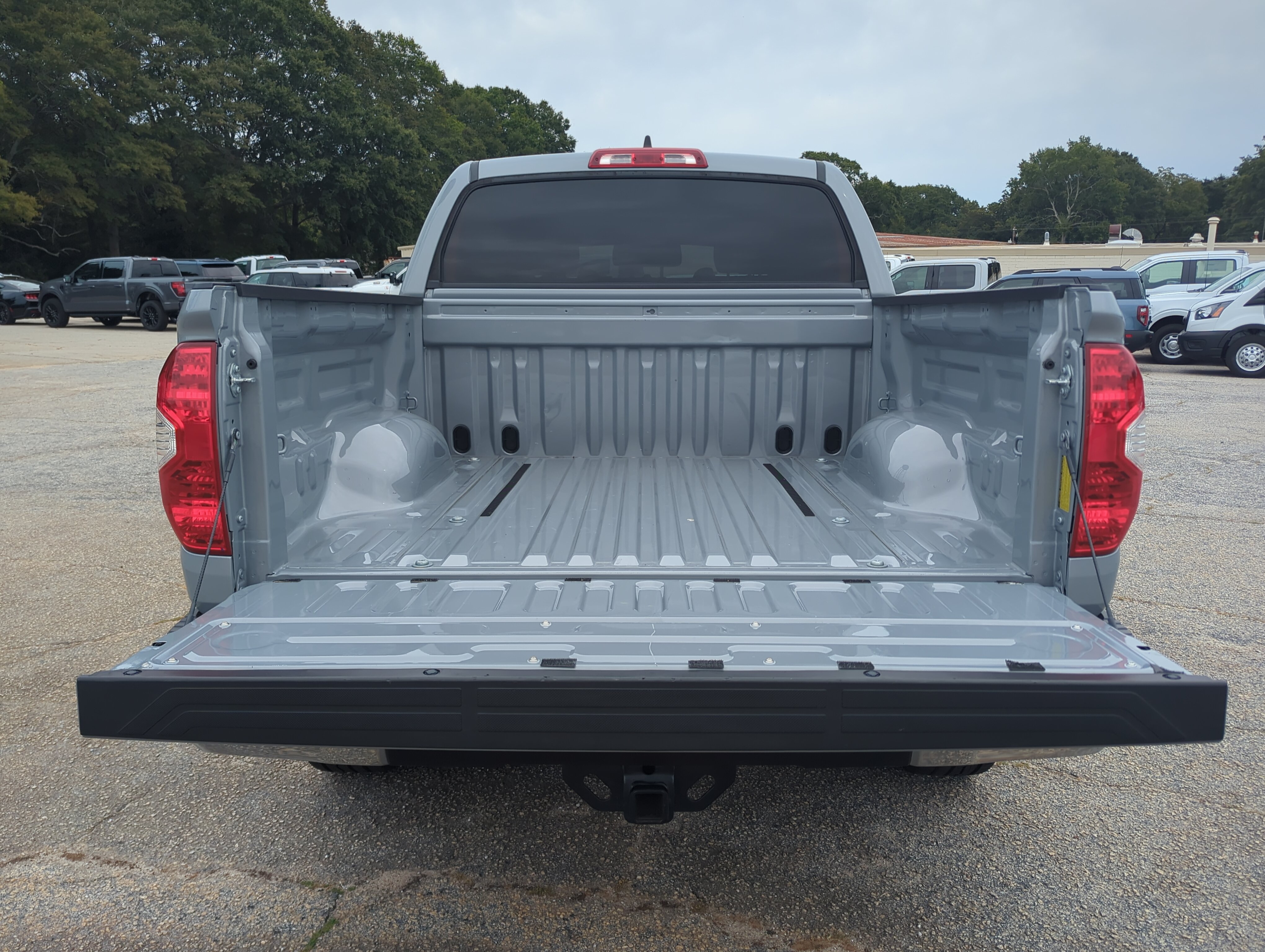 Used 2021 Toyota Tundra SR5 RWD image 11
