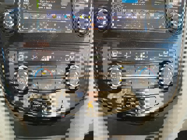 Used 2019 Nissan Rogue Sport SV w/ Technology Package image 19