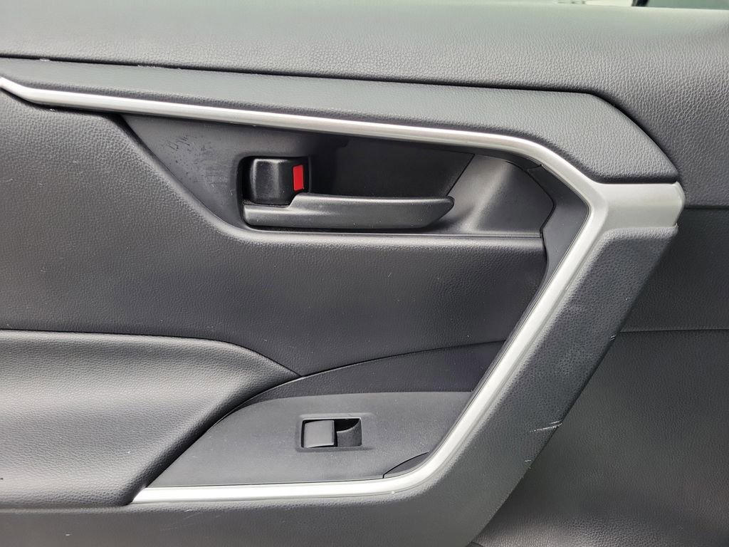 Used 2020 Toyota RAV4 LE w/ All Weather Liner Package image 14