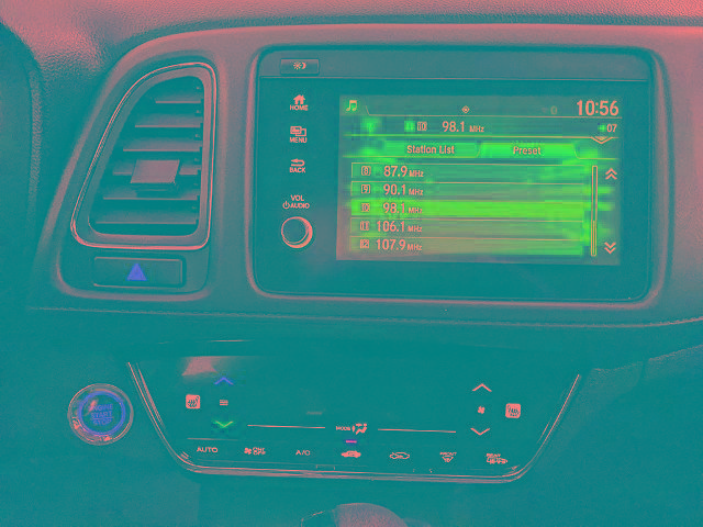 Used 2021 Honda HR-V EX-L image 8