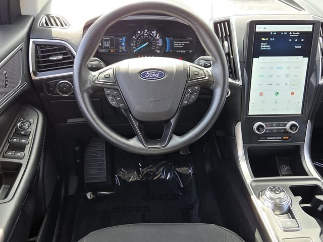 Certified 2024 Ford Edge SE w/ Black Appearance Package AWD/4WD image 11