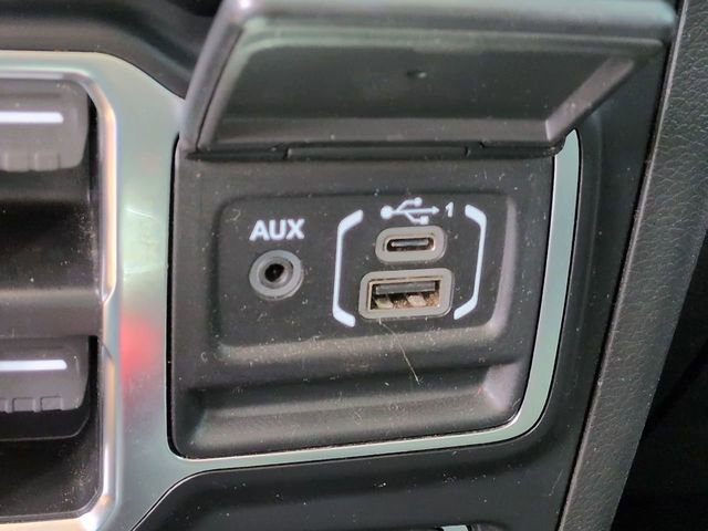 Used 2022 Jeep Gladiator Mojave w/ LED Lighting Group AWD/4WD image 29