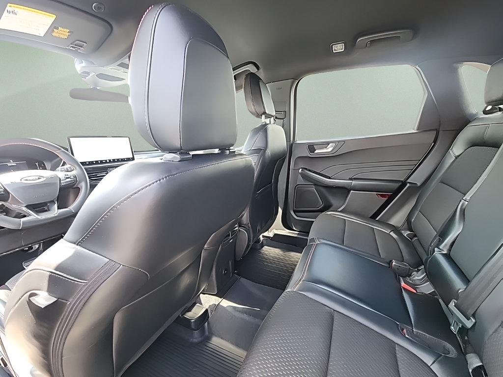 Certified 2023 Ford Escape ST-Line AWD/4WD image 21