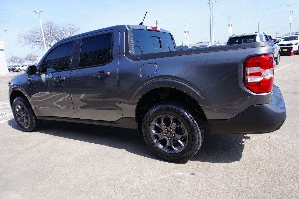 Certified 2023 Ford Maverick XLT image 2