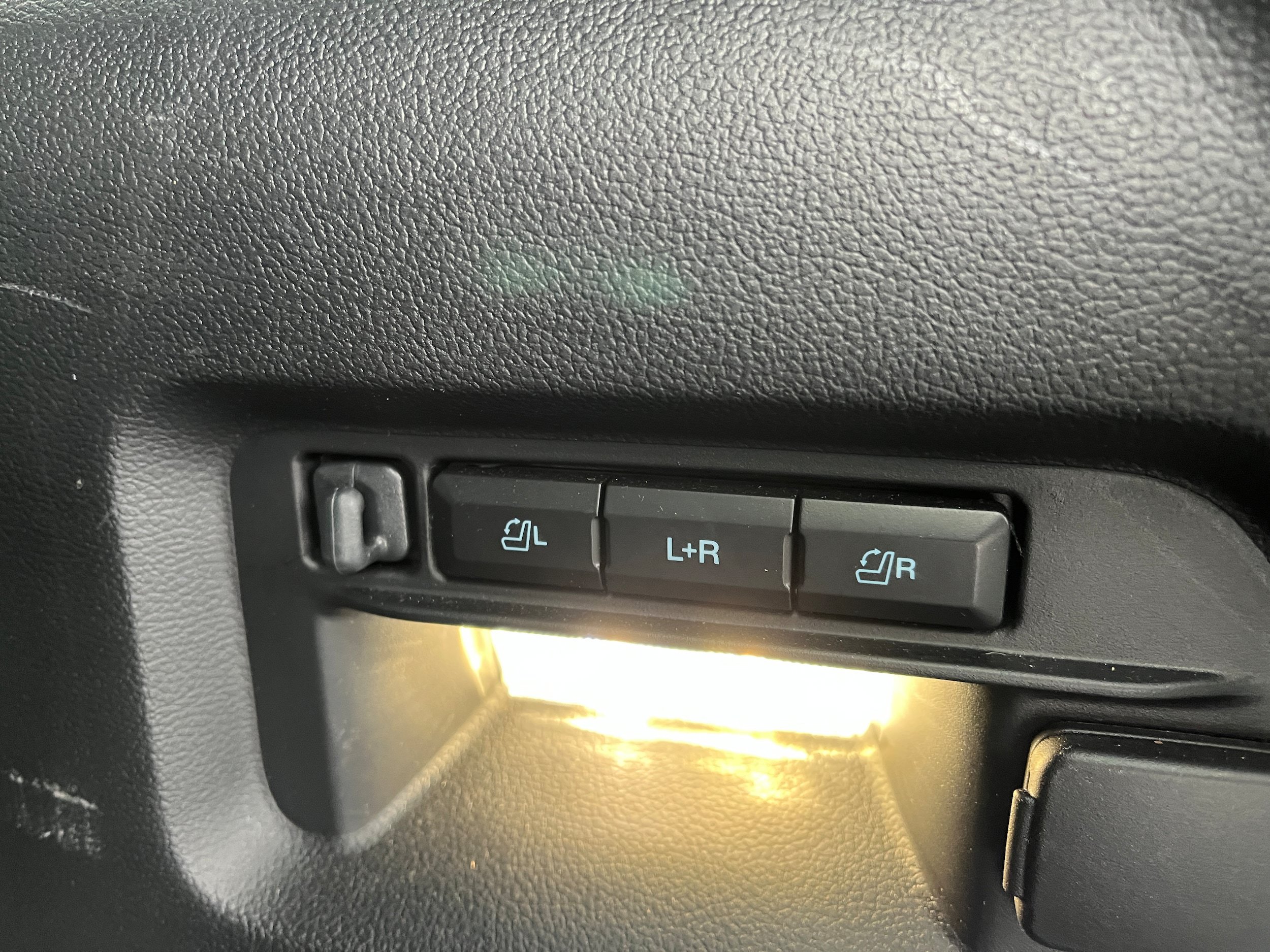Certified 2025 Ford Explorer ST AWD/4WD image 13