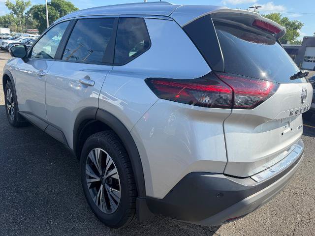 Used 2023 Nissan Rogue SV w/ SV Premium B Package AWD/4WD image 3