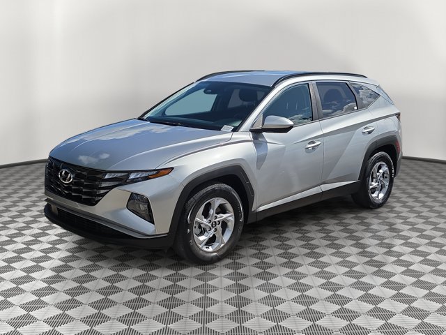 Used 2024 Hyundai Tucson SEL FWD image 3