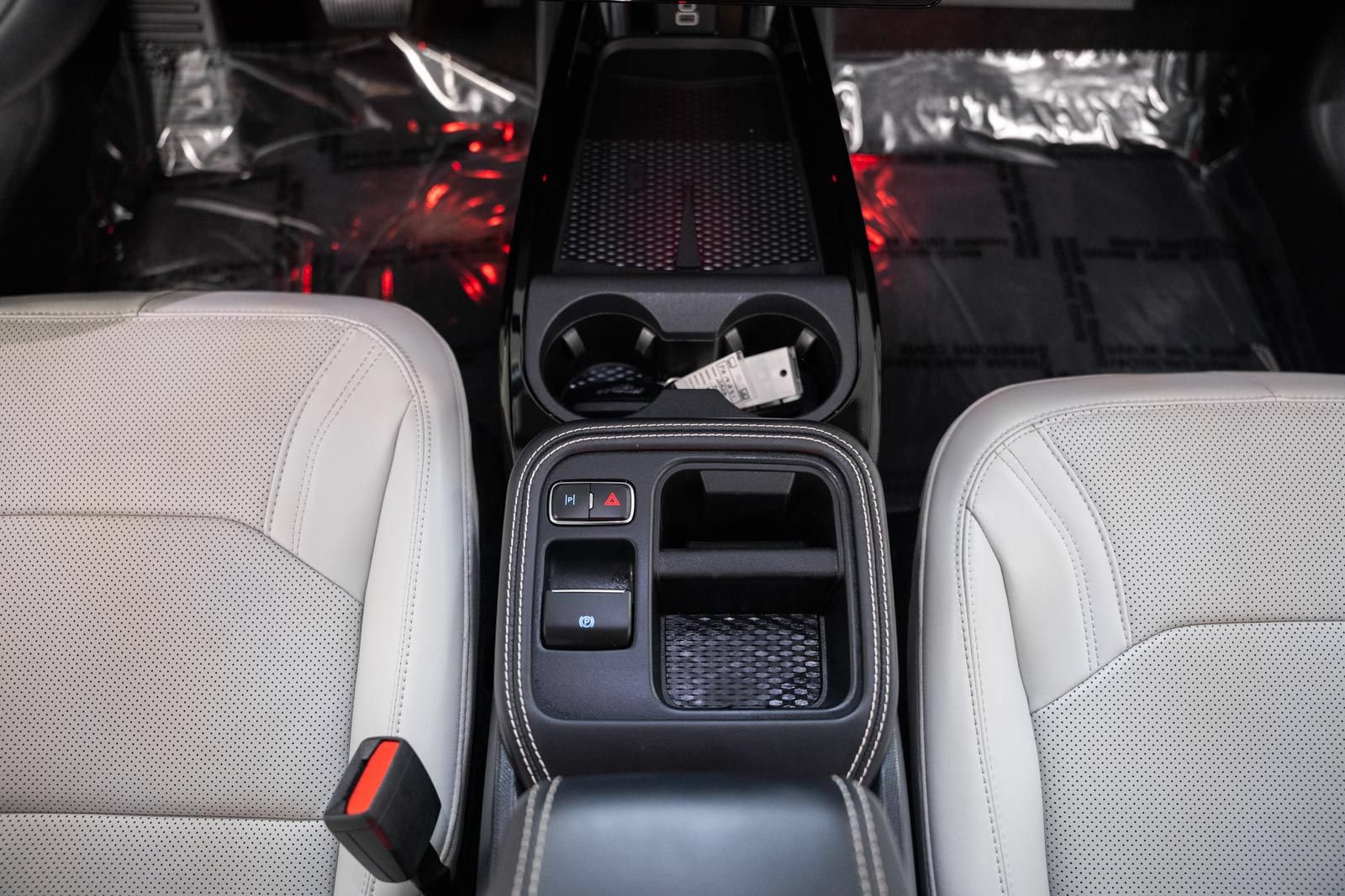 Certified 2025 Ford Mustang Mach-E Premium AWD/4WD image 28
