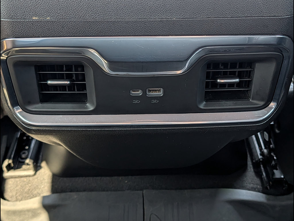 Used 2022 GMC Sierra 1500 Elevation w/ Elevation Premium Package AWD/4WD image 35