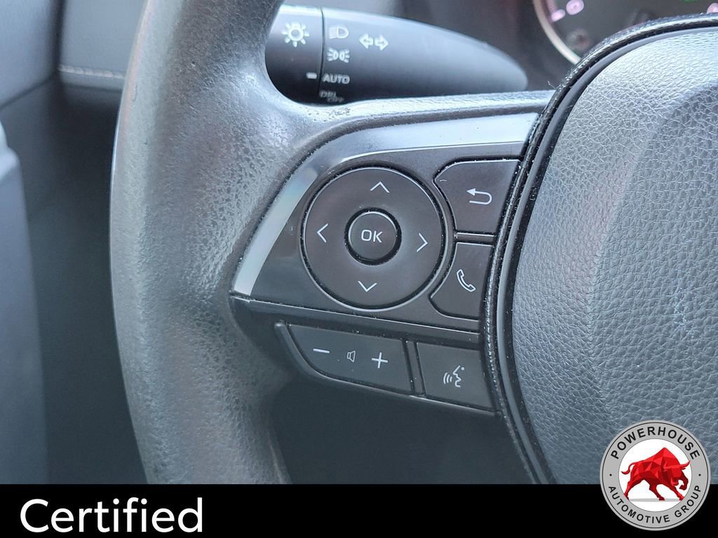 Used 2022 Toyota RAV4 XLE image 28