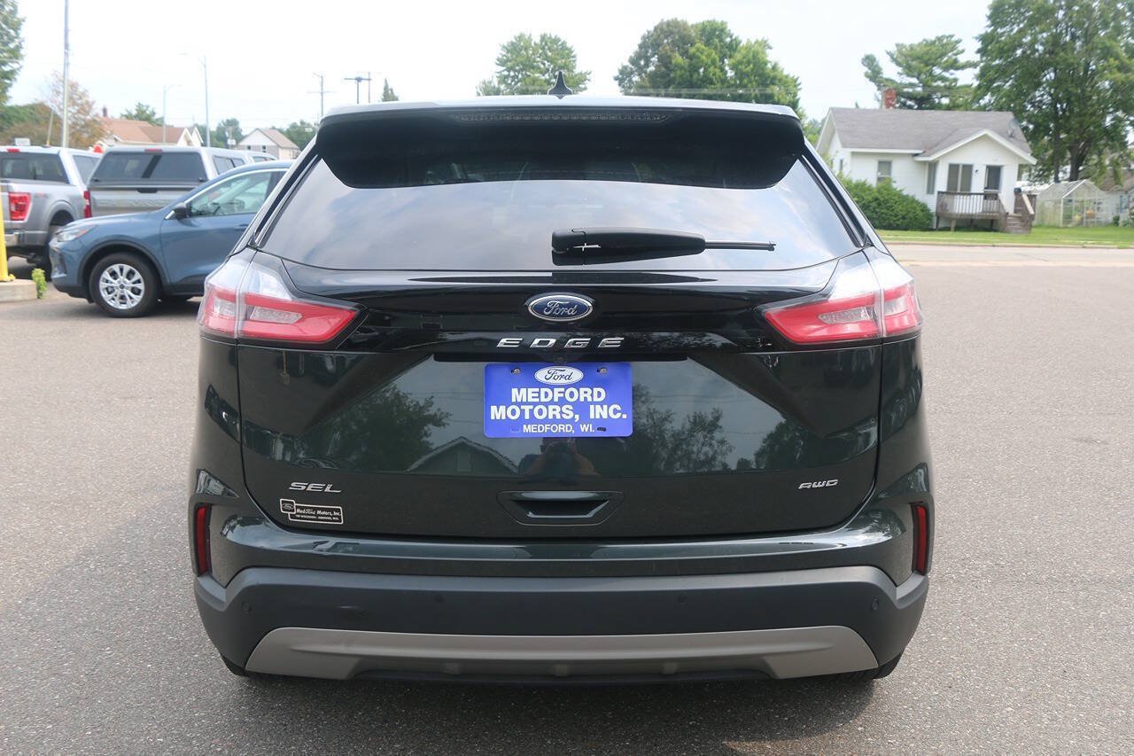 Certified 2024 Ford Edge SEL AWD/4WD image 4