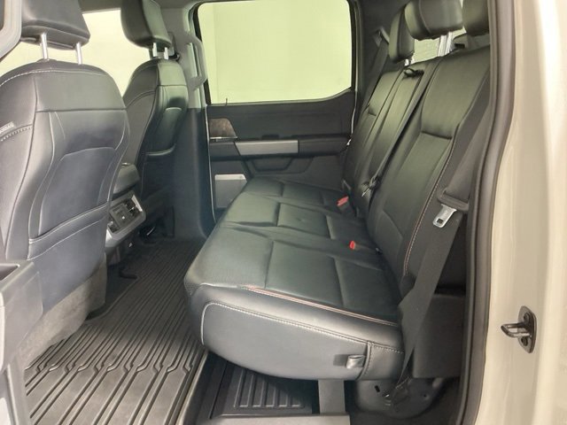 Certified 2024 Ford F350 Lariat w/ Camper Package image 32