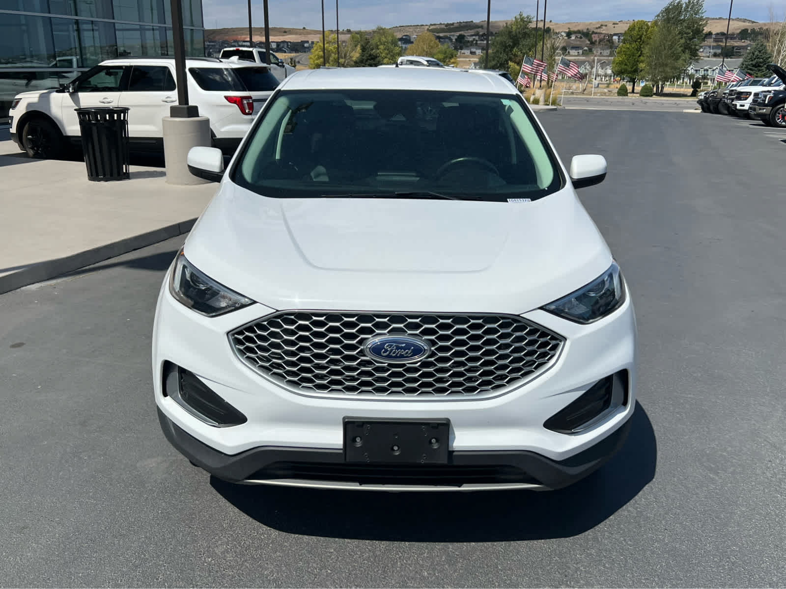 Certified 2024 Ford Edge SEL AWD/4WD image 3