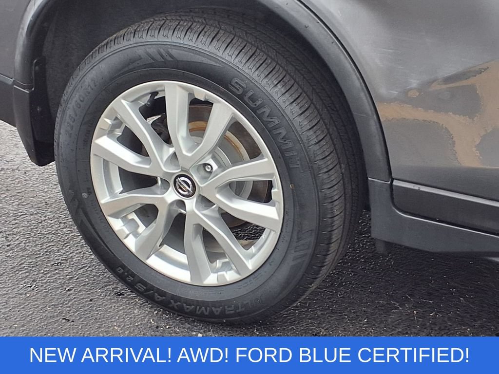 Used 2020 Nissan Rogue SV AWD/4WD image 25