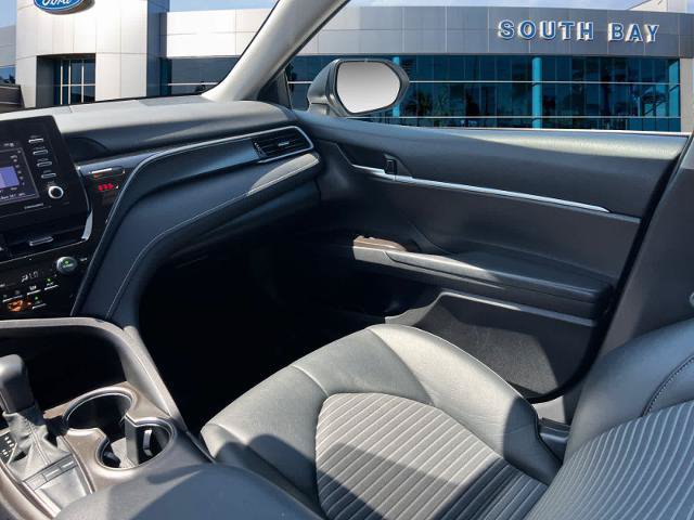 Used 2022 Toyota Camry SE FWD image 15