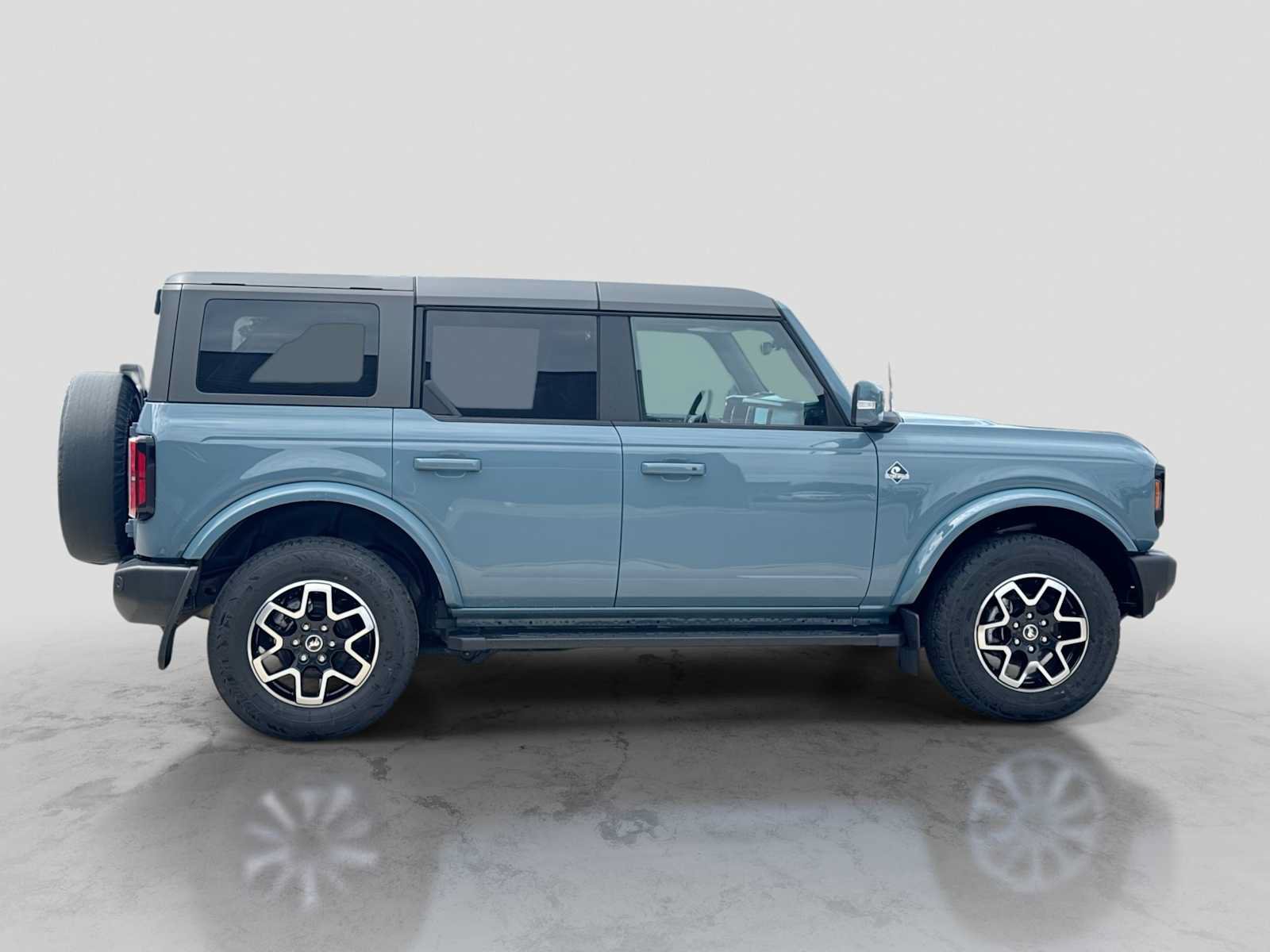 Certified 2023 Ford Bronco Outer Banks AWD/4WD image 7