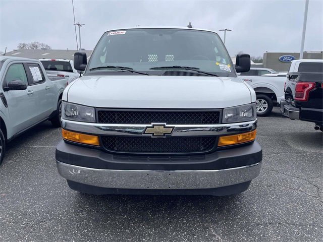 Used 2024 Chevrolet Express 2500 w/ Driver Convenience Package image 6