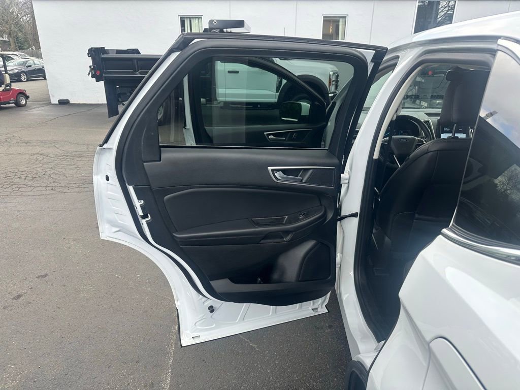 Certified 2024 Ford Edge SEL AWD/4WD image 11