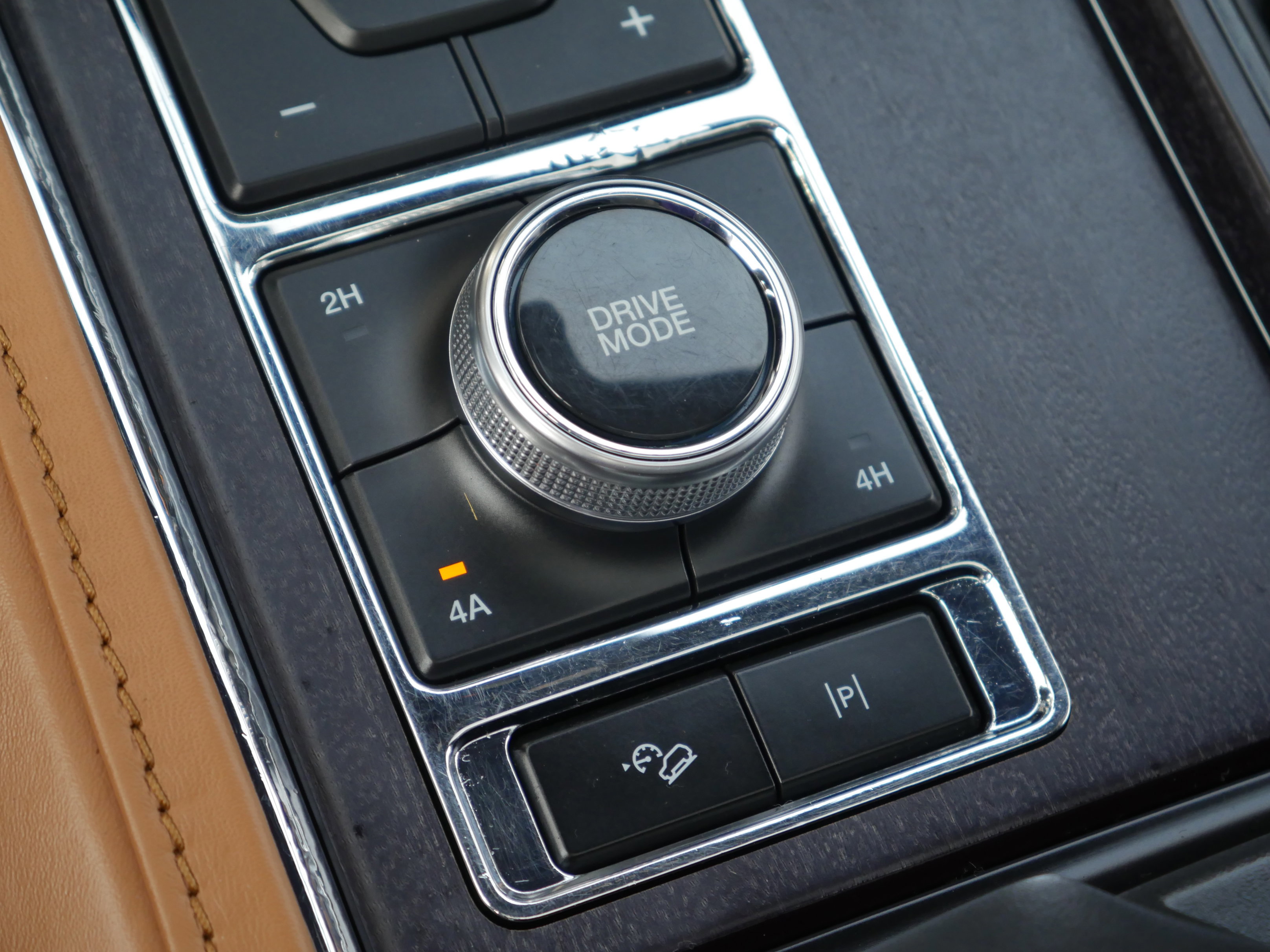 Certified 2023 Ford Expedition Max Platinum image 26