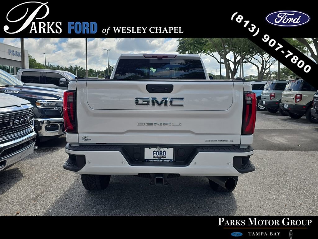 Used 2025 GMC Sierra 2500 Denali Ultimate AWD/4WD image 5
