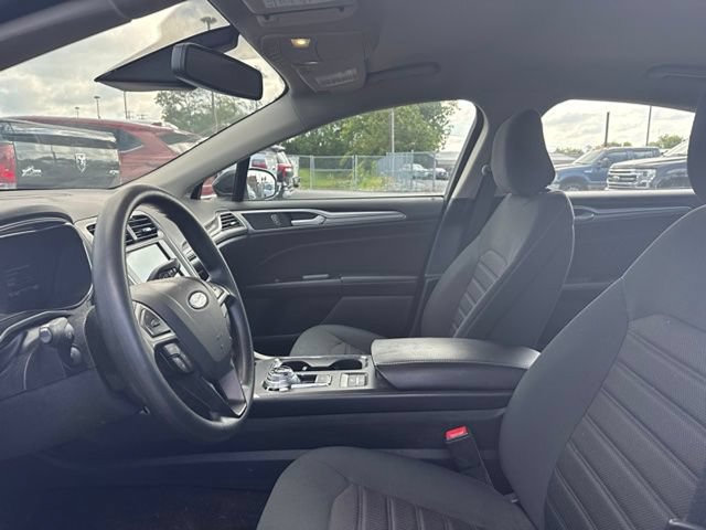Certified 2020 Ford Fusion SE FWD image 11