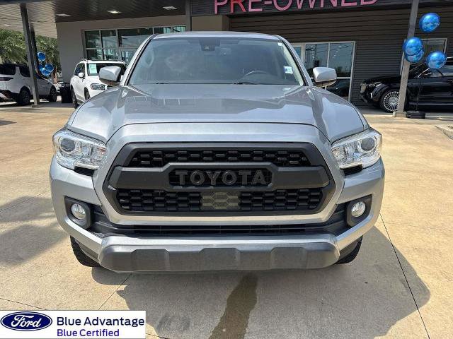 Used 2021 Toyota Tacoma SR5 RWD image 2