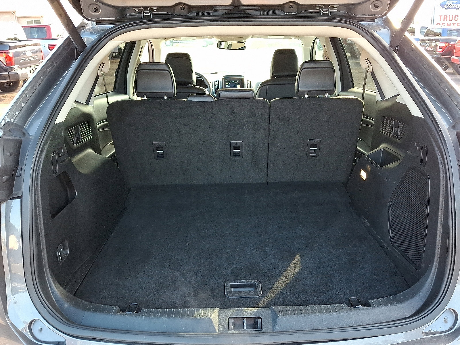 Certified 2024 Ford Edge Titanium image 30