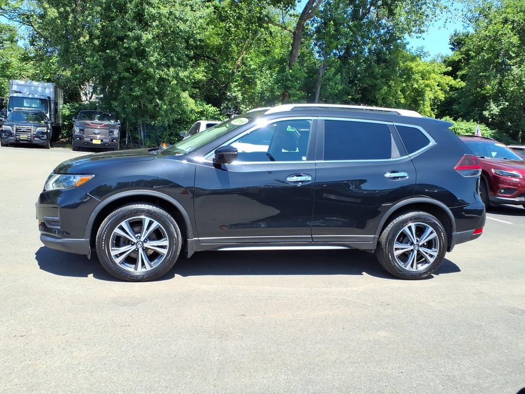 Used 2019 Nissan Rogue SV w/ Premium Package AWD/4WD image 6