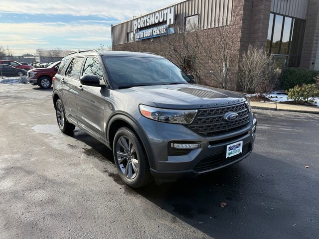 Certified 2022 Ford Explorer XLT w/ Equipment Group 202A image 1