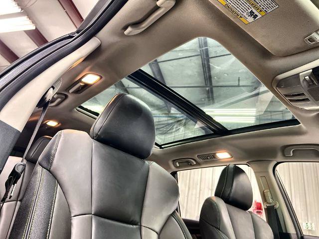 Used 2024 Subaru Ascent Onyx Edition AWD/4WD image 27