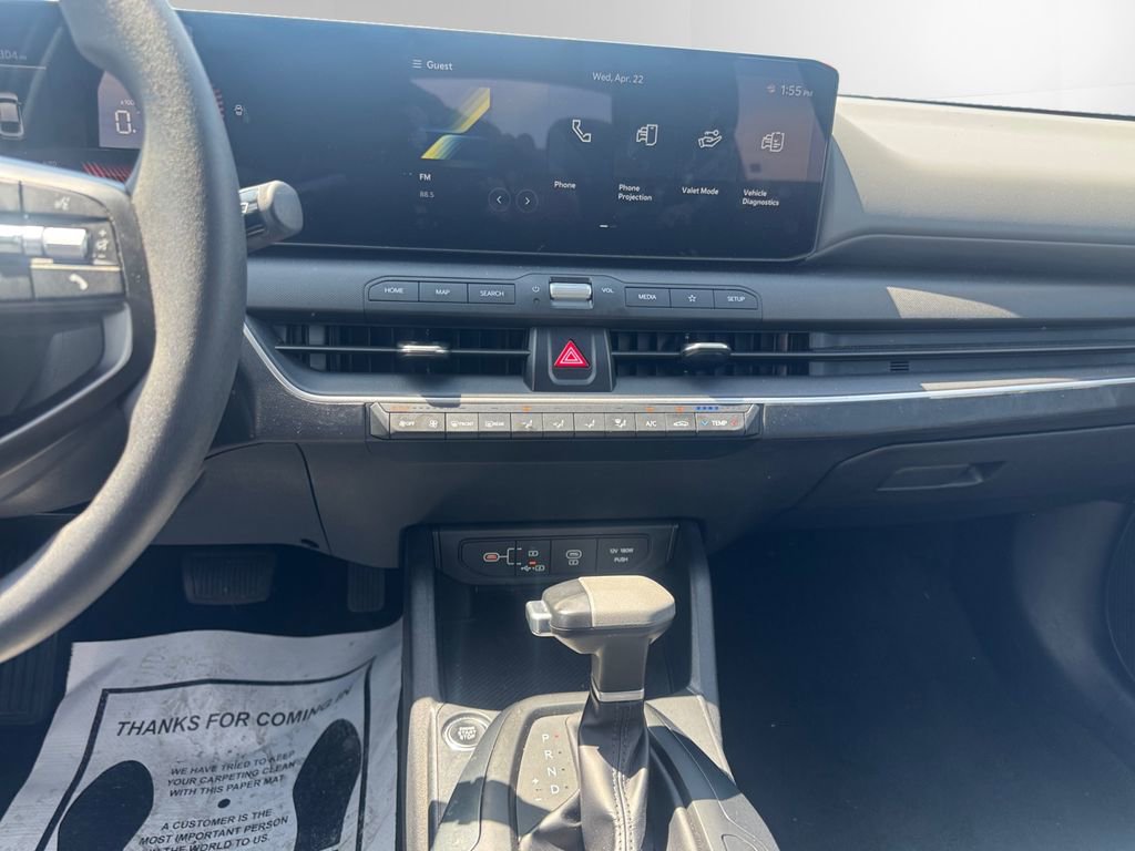 Used 2025 Kia K4 FWD image 11