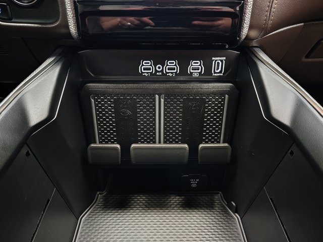 Used 2025 RAM 1500 Limited AWD/4WD image 39