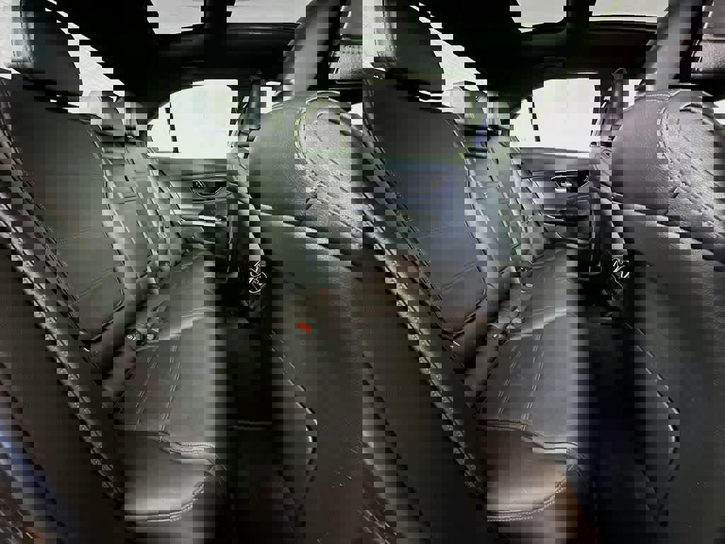 Used 2022 Mercedes-Benz C 300 4MATIC Sedan image 32