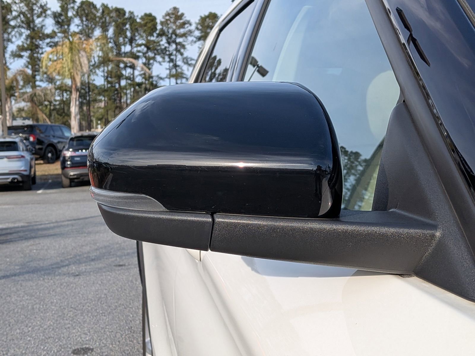 Certified 2021 Ford Explorer Platinum w/ Equipment Group 601A image 12