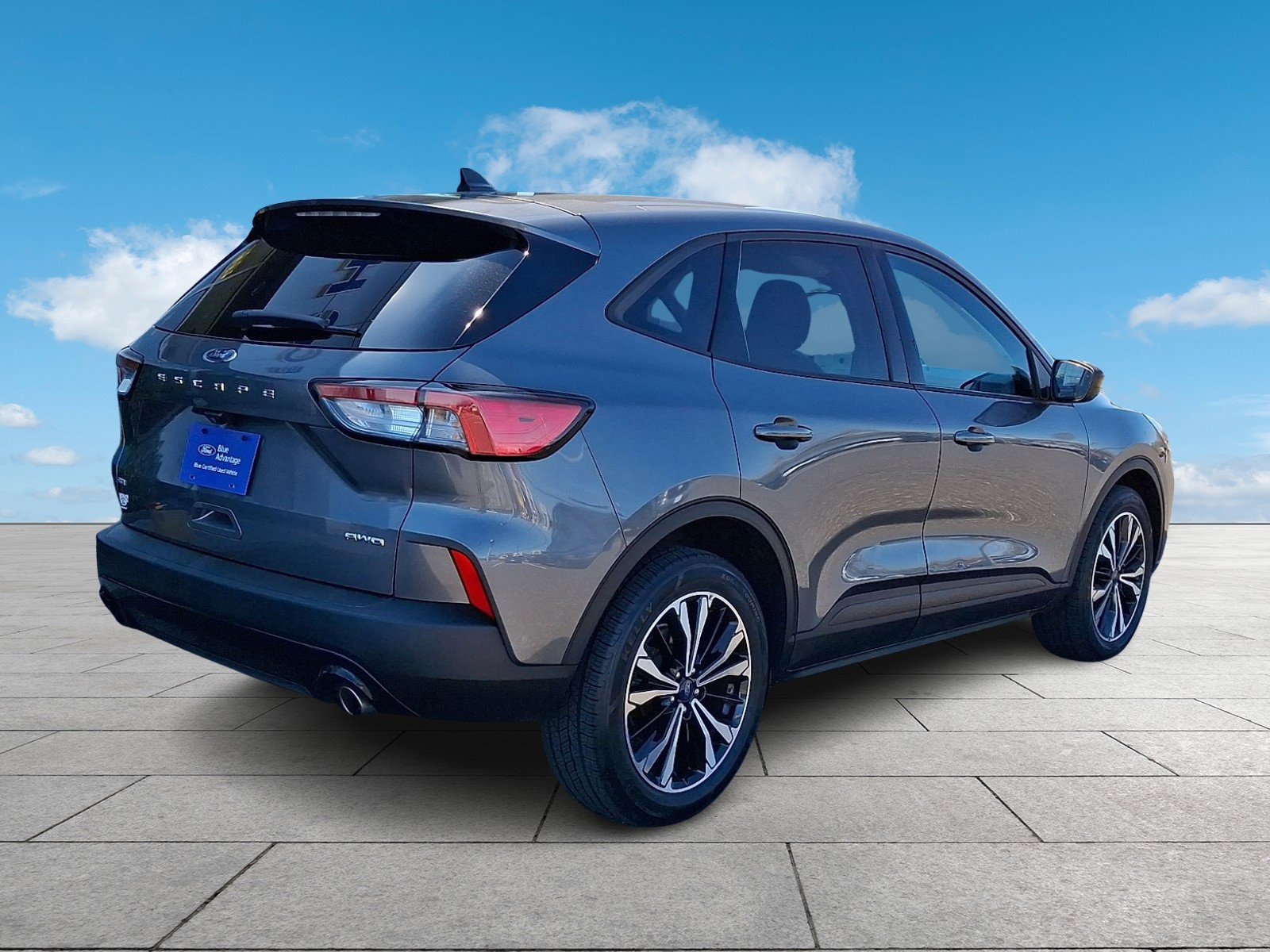 Certified 2022 Ford Escape SE w/ SE Sport Appearance Package image 4