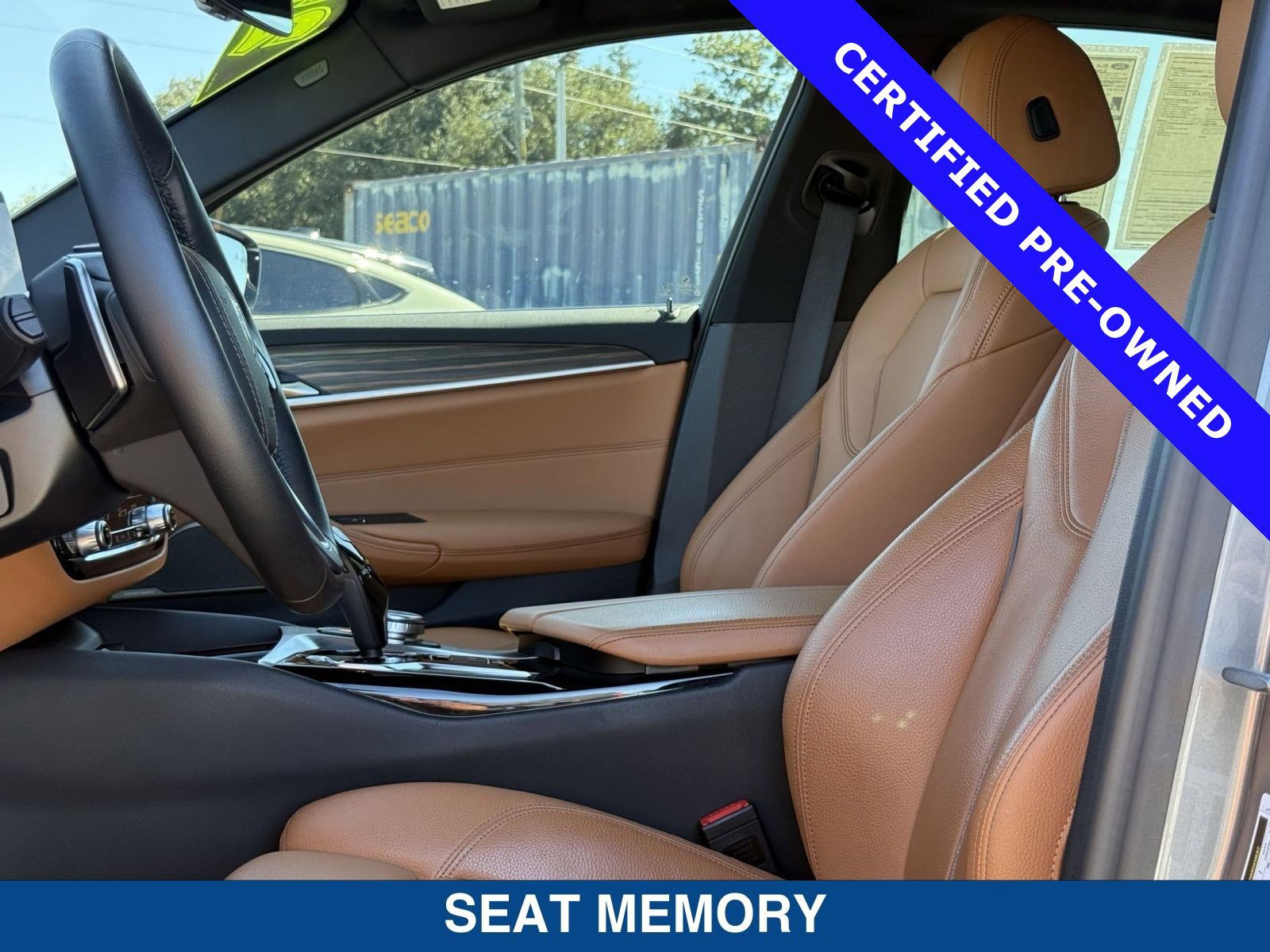 Used 2023 BMW 540i xDrive image 18