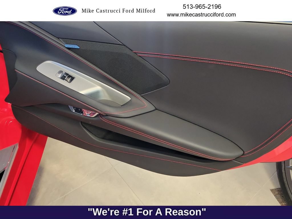 Used 2024 Chevrolet Corvette Stingray Coupe RWD image 10