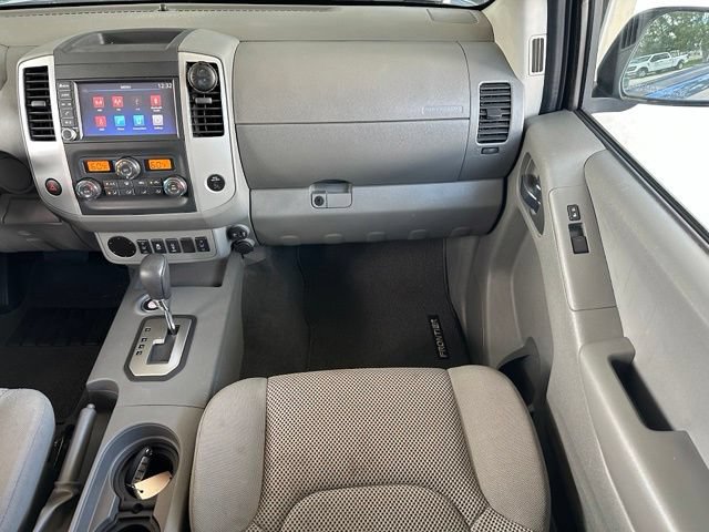 Used 2021 Nissan Frontier SV RWD image 13
