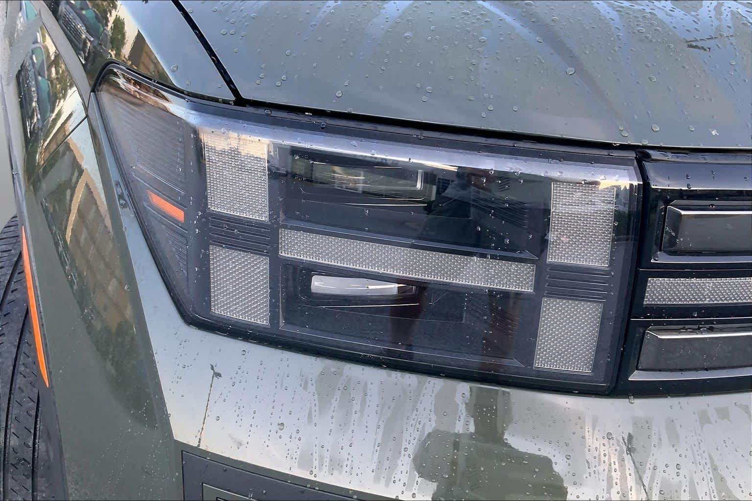 Used 2024 Hyundai Santa Fe Limited FWD image 26