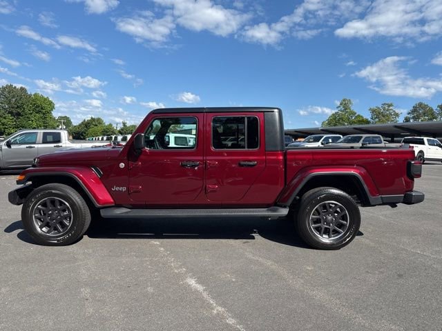 Used 2022 Jeep Gladiator Overland w/ Popular Equipment Package AWD/4WD image 2