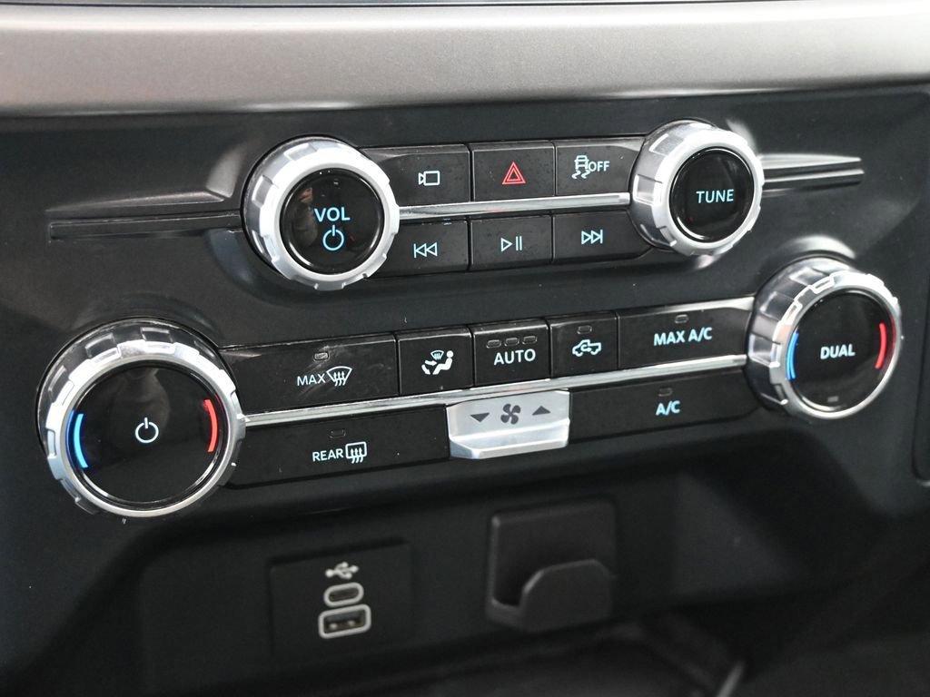 Certified 2025 Ford F150 XLT w/ Equipment Group 301A Standard image 45