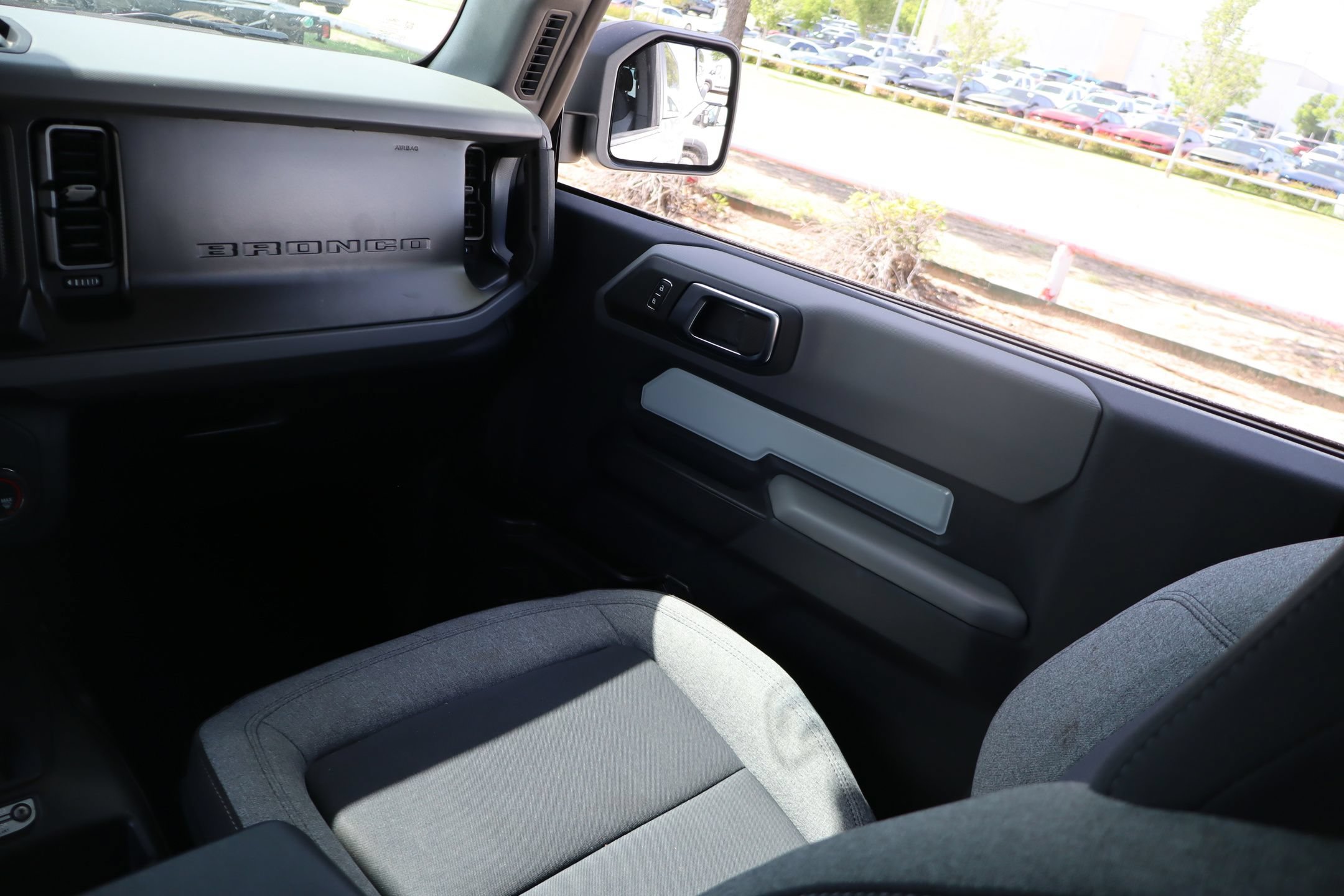 Certified 2022 Ford Bronco 2-Door w/ Sasquatch Package AWD/4WD image 24