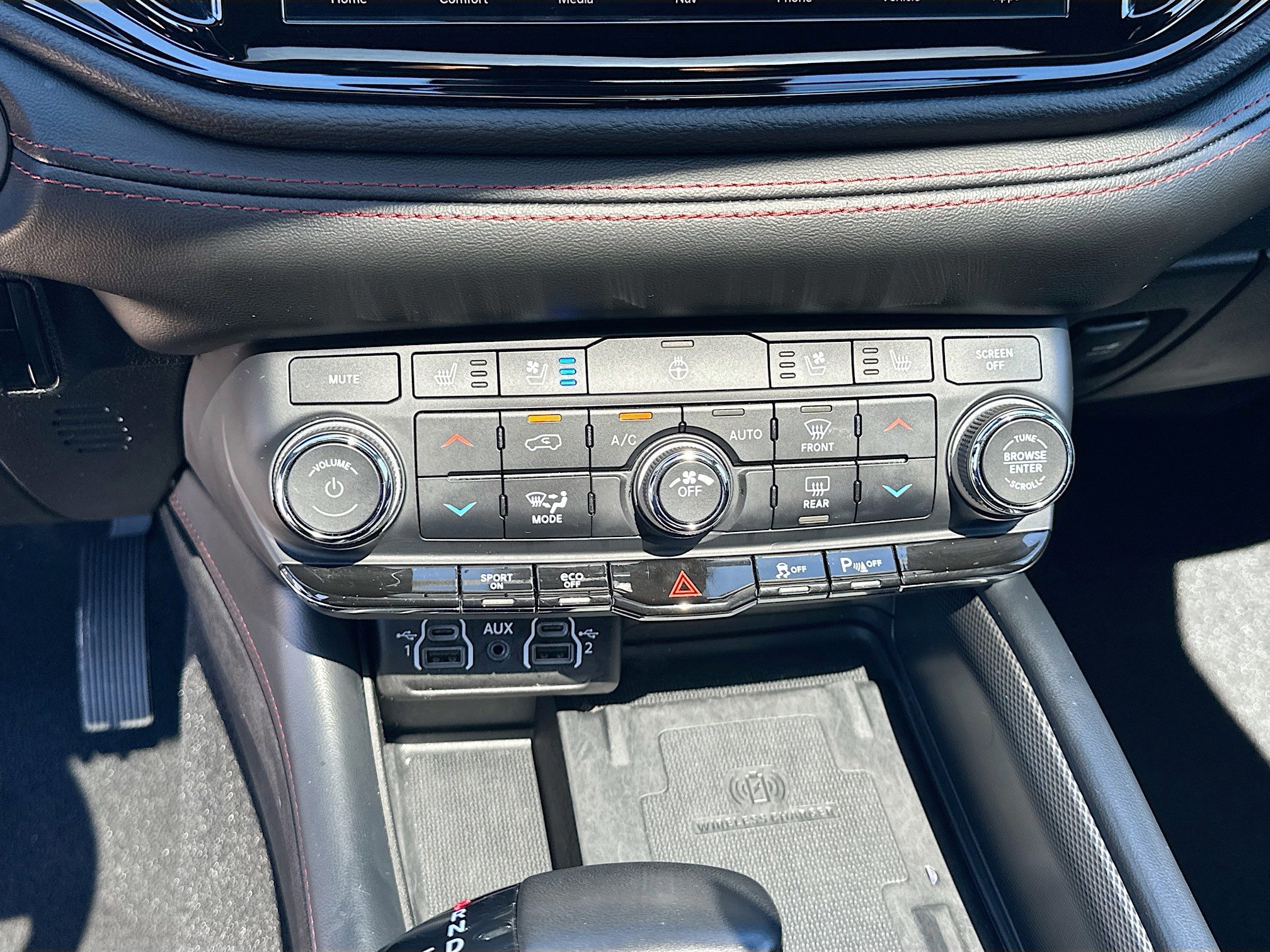 Used 2024 Dodge Durango R/T image 16