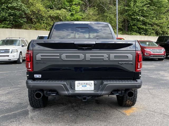 Certified 2019 Ford F150 Raptor w/ Equipment Group 802A Luxury image 4
